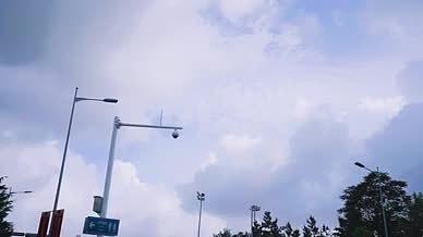 蓝天白云天气变化云彩太阳阳光视频的预览图